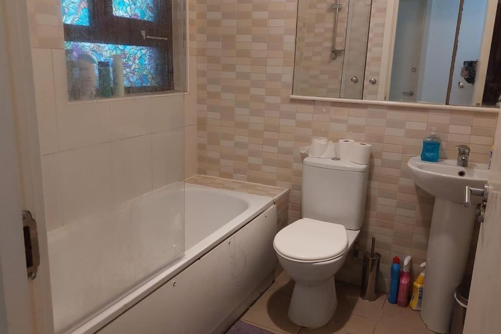 לונדון Sandfield Private Rooms In King'S Cross St Pancras מראה חיצוני תמונה